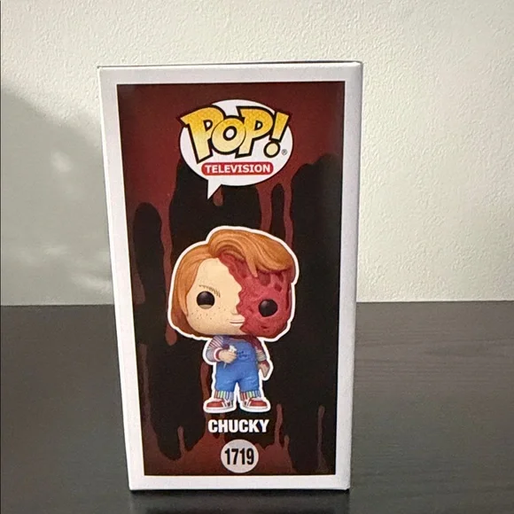 Funko Pop Chucky with Burnt Face - Picture 2 of 4